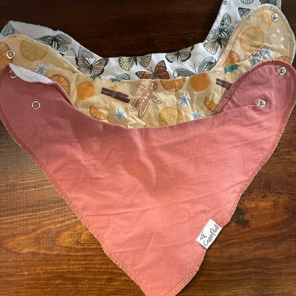 Bib bundle